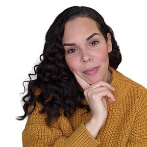 Meet your Posher, Leilani